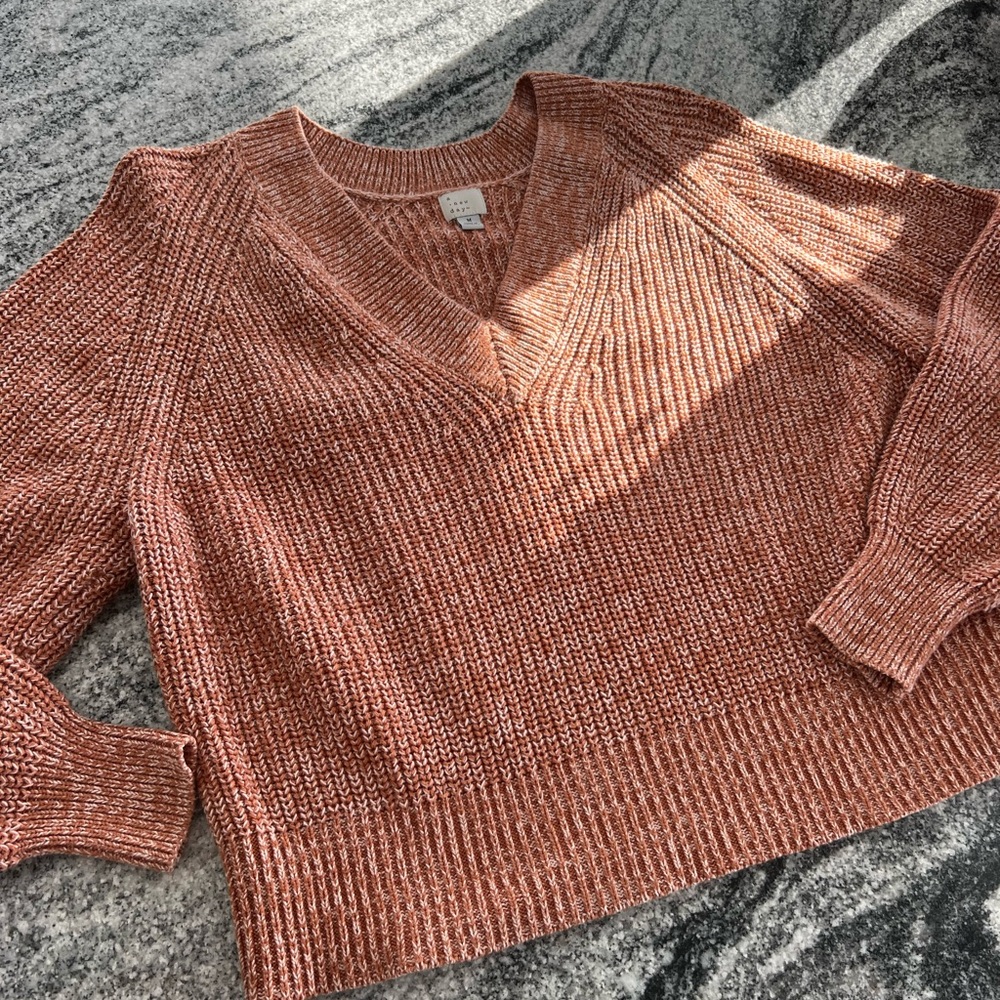 Women's V-Neck Sweater - Rust